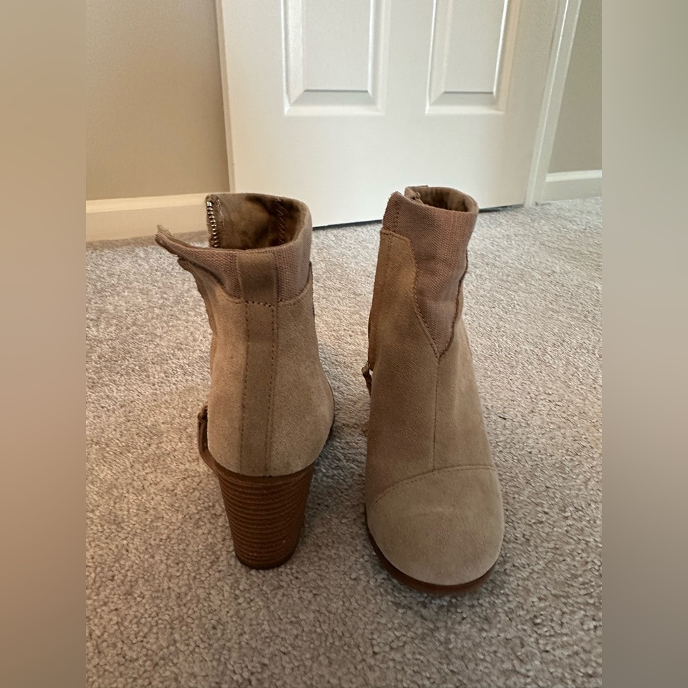 TOMs Booties (heels) - Picture 2 of 5